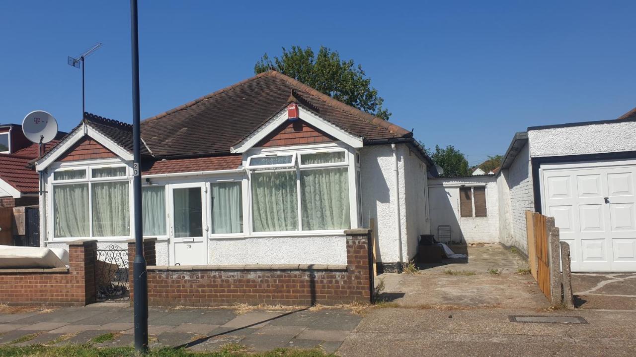 Guess Bungalow Wembley Apartman London Kültér fotó